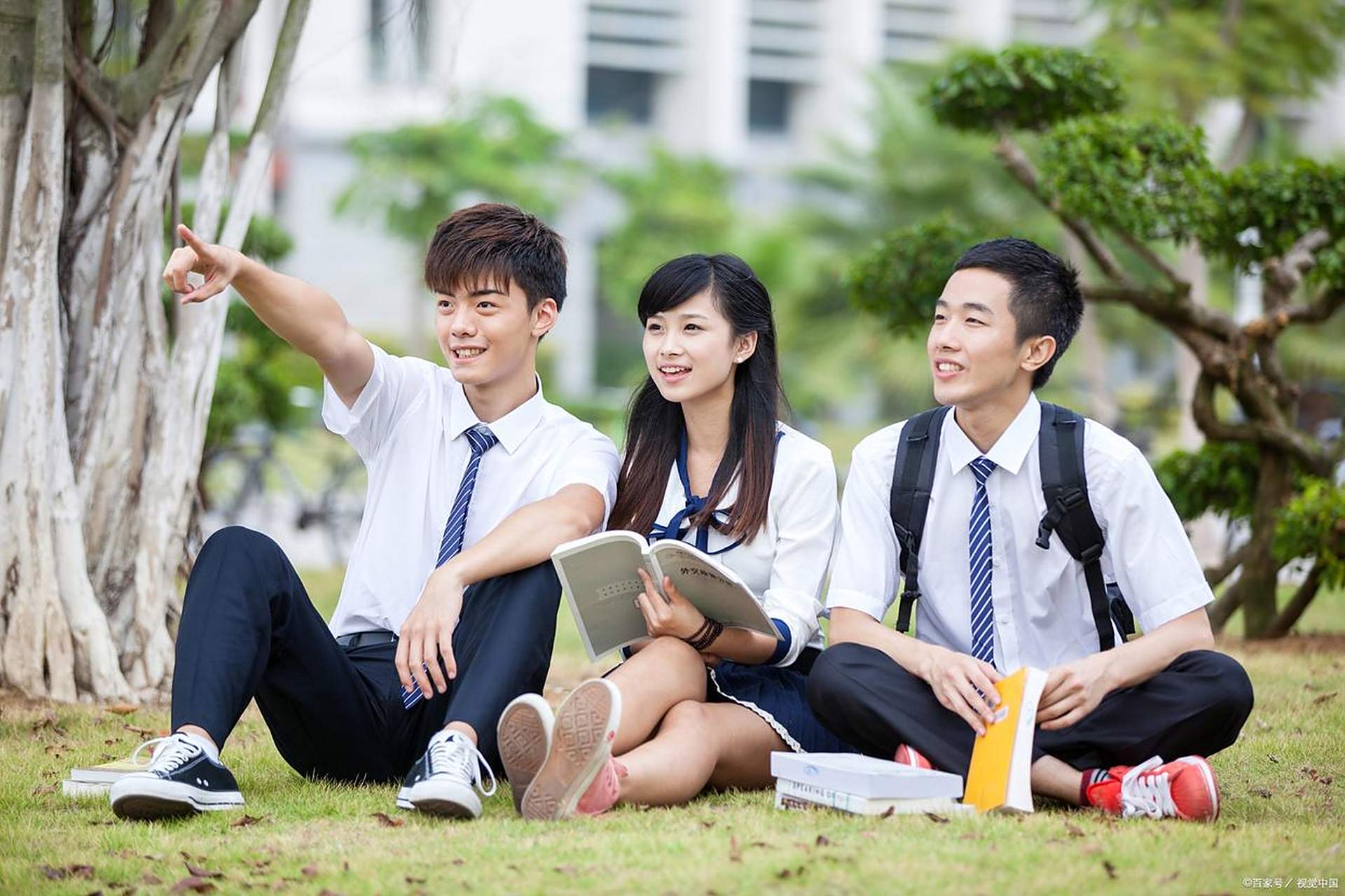 北大屠夫称大学生就业难关键在父母  近日,北大才子陈生—"北大猪肉佬