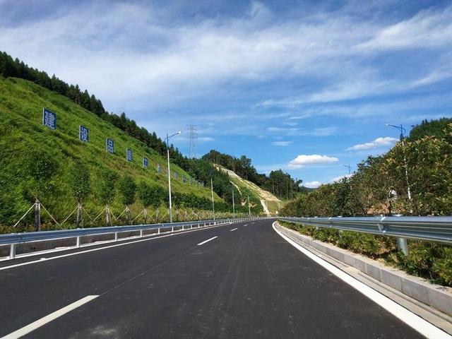 想省过路费,准备自驾回家,走国道划算吗?
