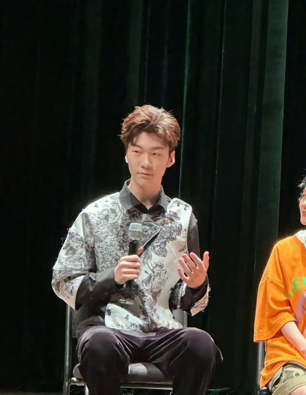 张亮儿子天天近照曝光