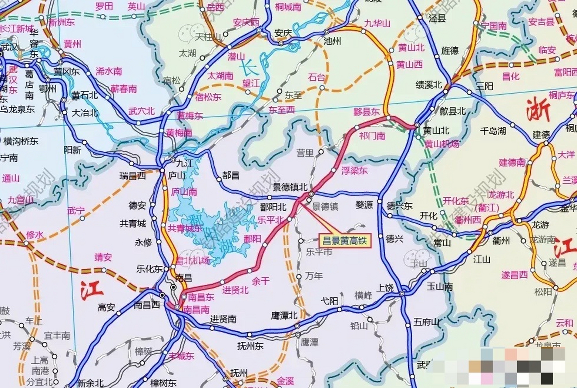 军山湖高铁站图片