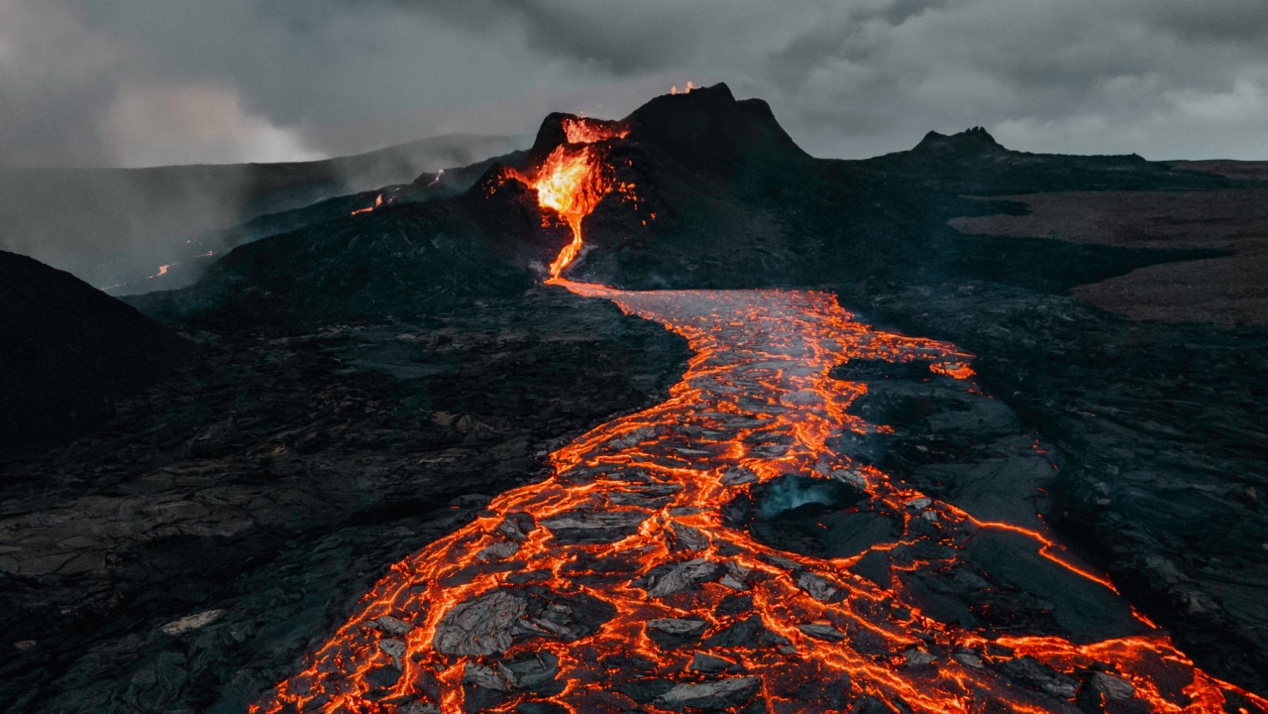 火山口數量翻六倍,岩漿能量積累,超級火山爆發會影響全球氣候?