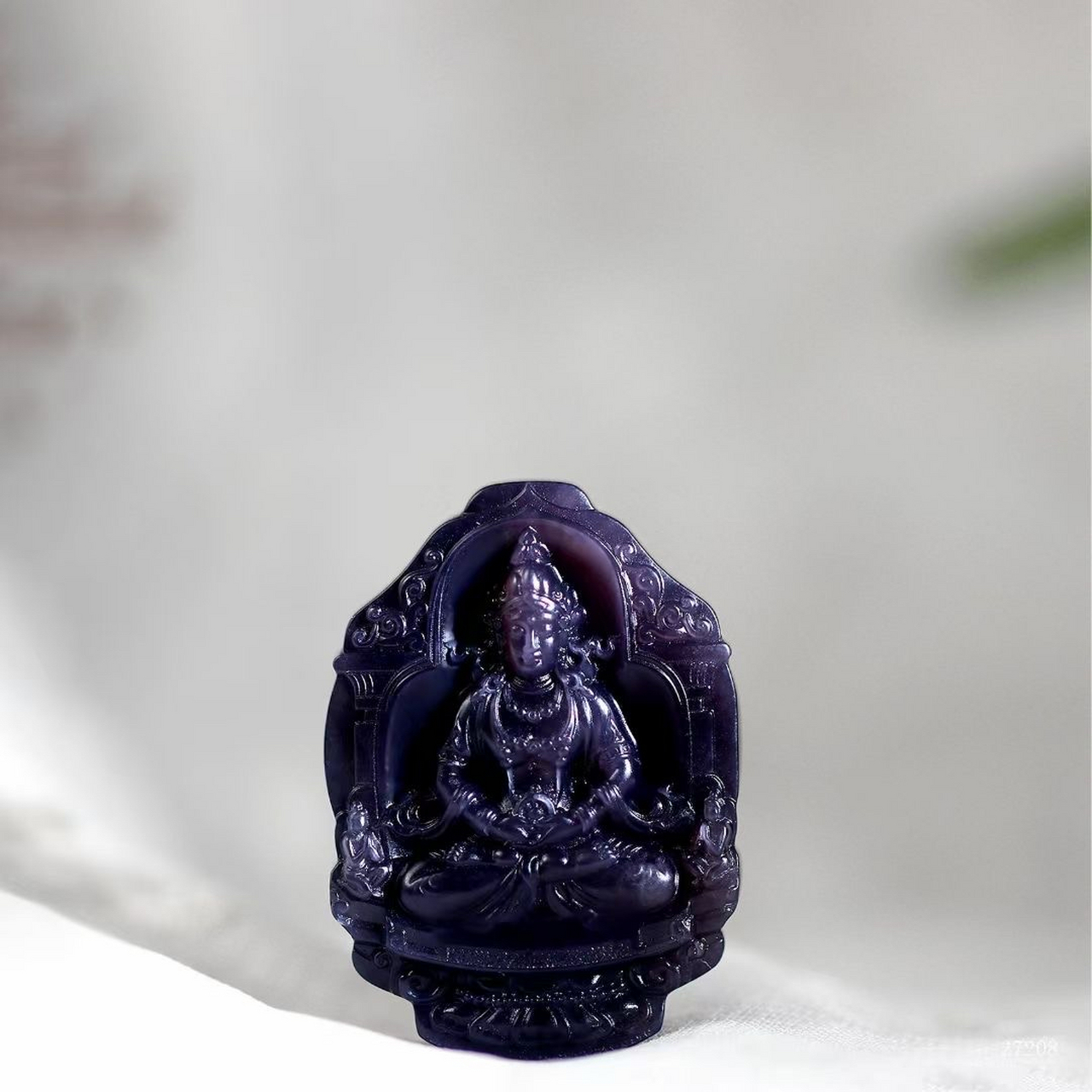 精品美物 【紫气东来*观音】和田玉帝王紫,紫色浓郁,祥瑞尊贵!