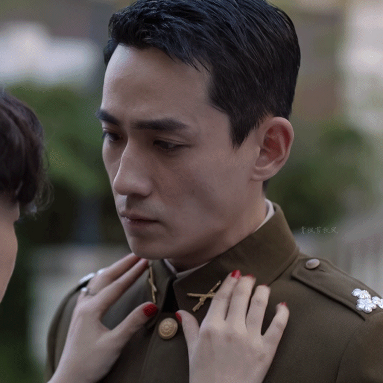 视觉享受,朱一龙林楠笙,军装超带感!