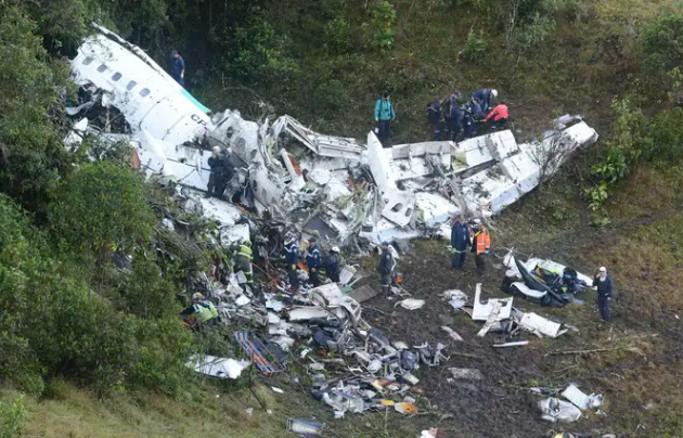 桂林空难2人特殊图片