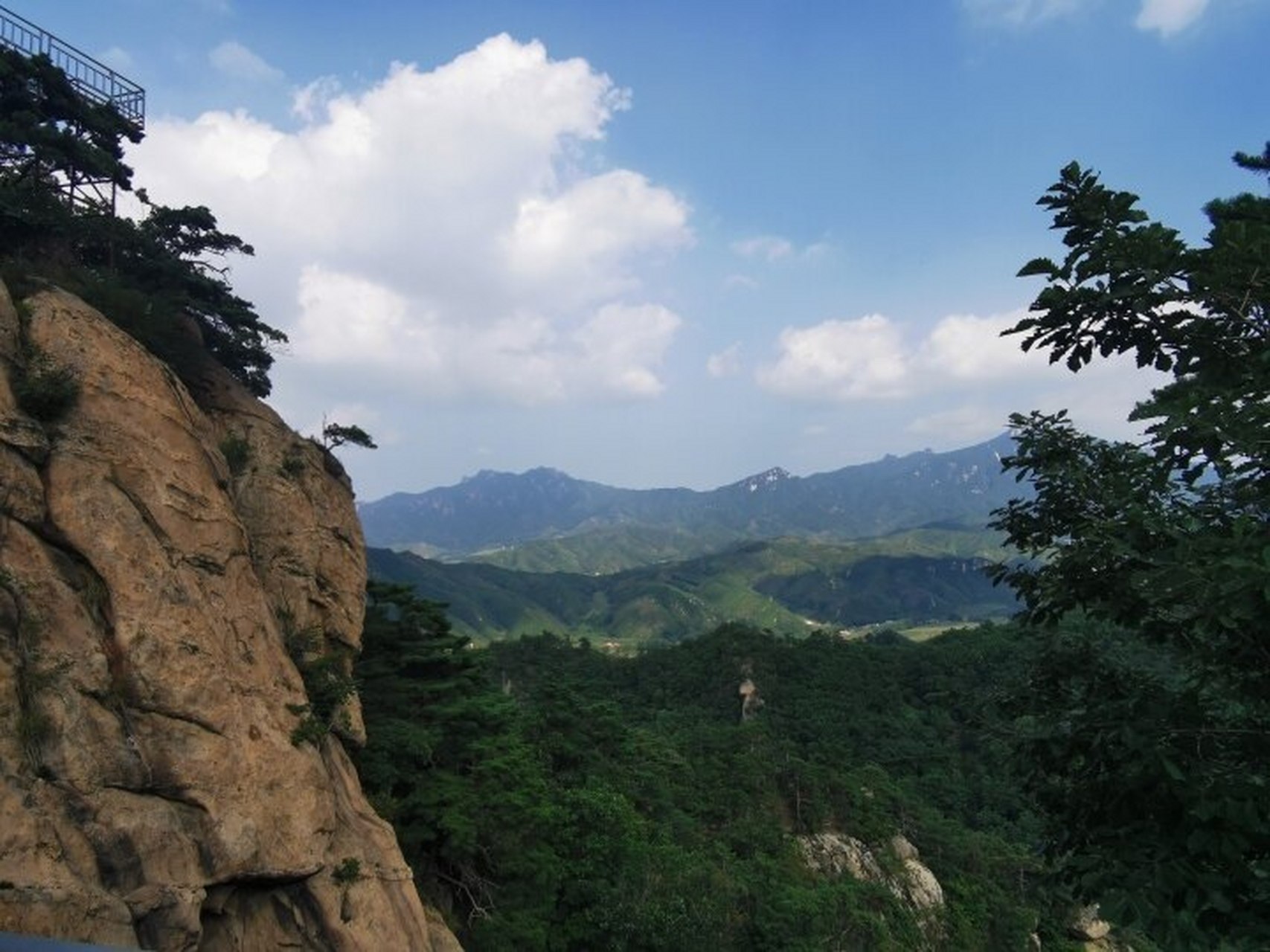 贯彻二十大辽宁在行动# #美好辽宁欢迎您# 清凉山美景