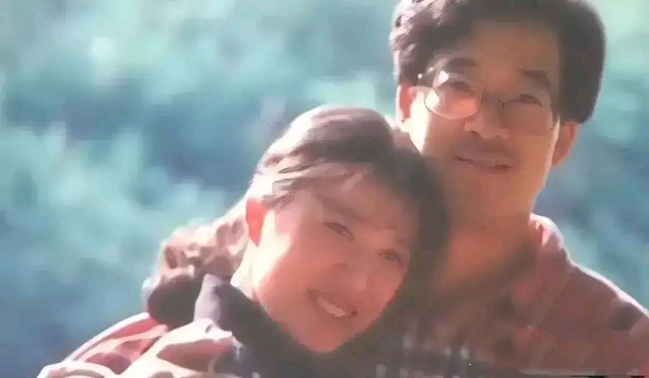 年轻时的俞敏洪和妻子杨桂青的一张合影.