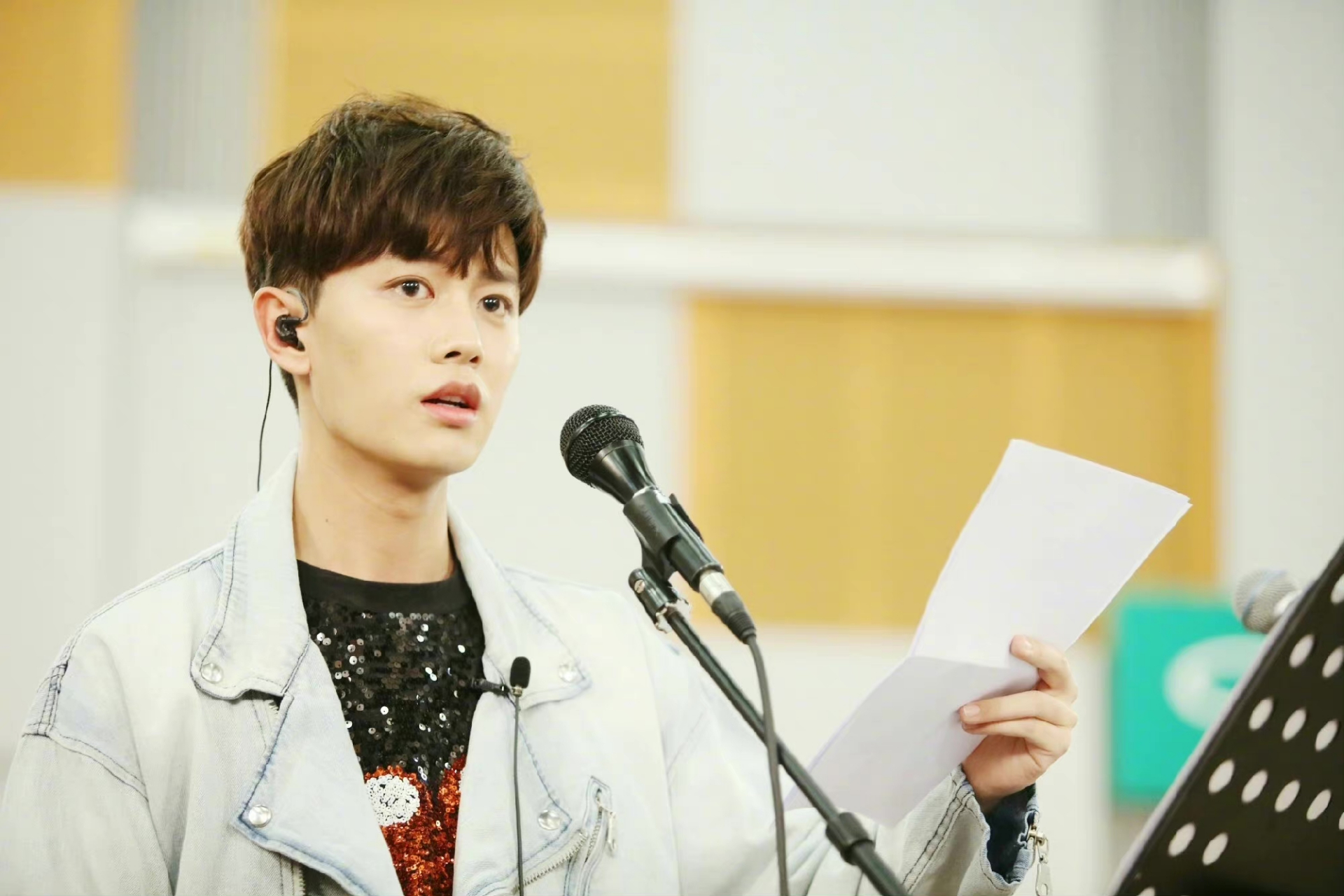 任嘉伦# 来个跨界歌王的彩排杂七杂八的吧