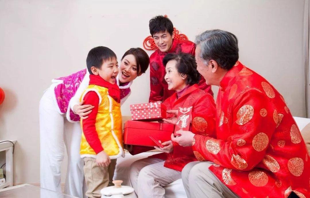 岳父烟酒不沾,春节去带什么礼物好?