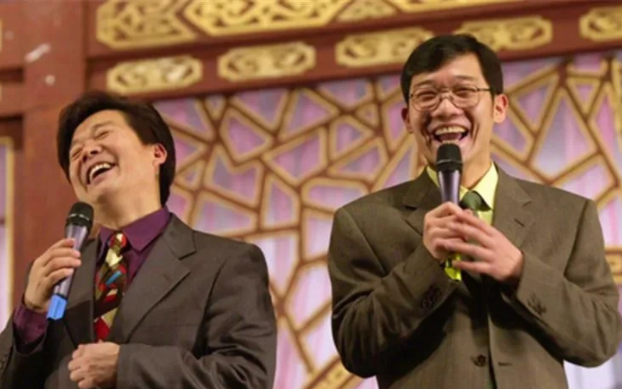 相声演员奇志举办收徒收义子仪式,一下子收了10个徒弟3个义子