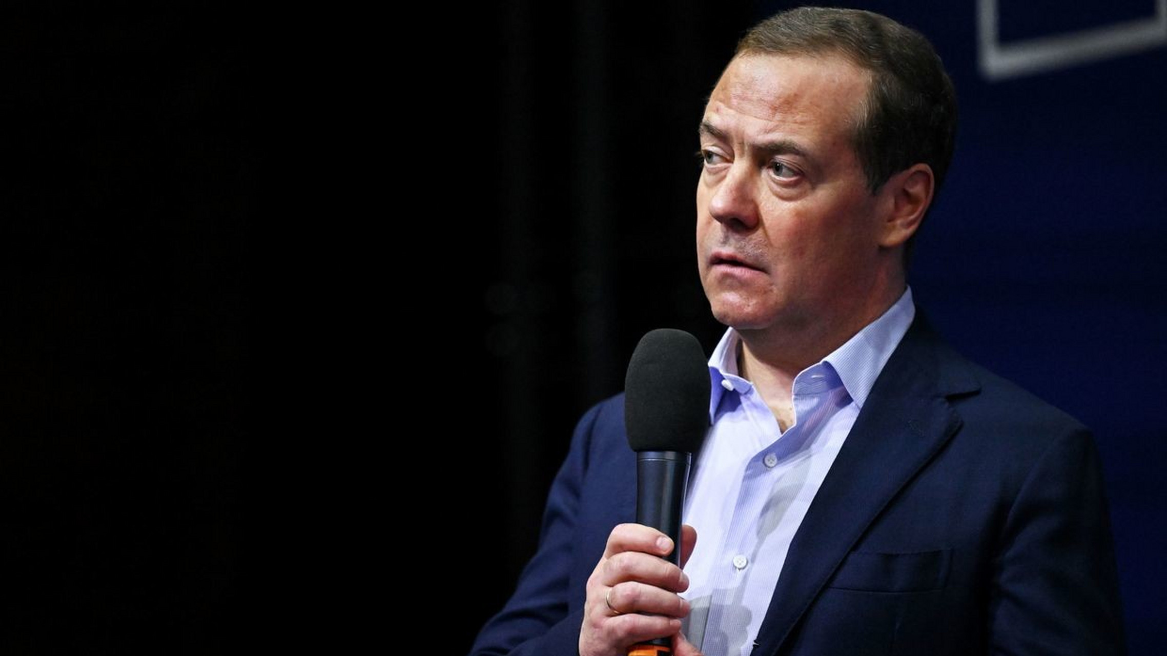俄罗斯前总统德米特里·梅德韦杰夫表示,美国总统拜登周六刊发的最新
