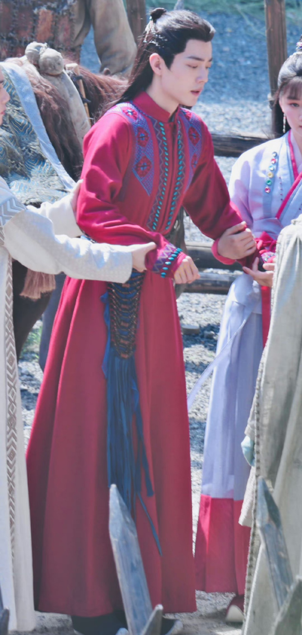 肖战时影# 哥哥新剧红衣路透图来了,电视剧应该快上线了吧,坐等[乙