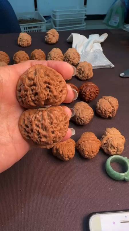 玉玺狮子头 又名宫灯 边43肚38 高36 型宫灯,全品无修-度小视