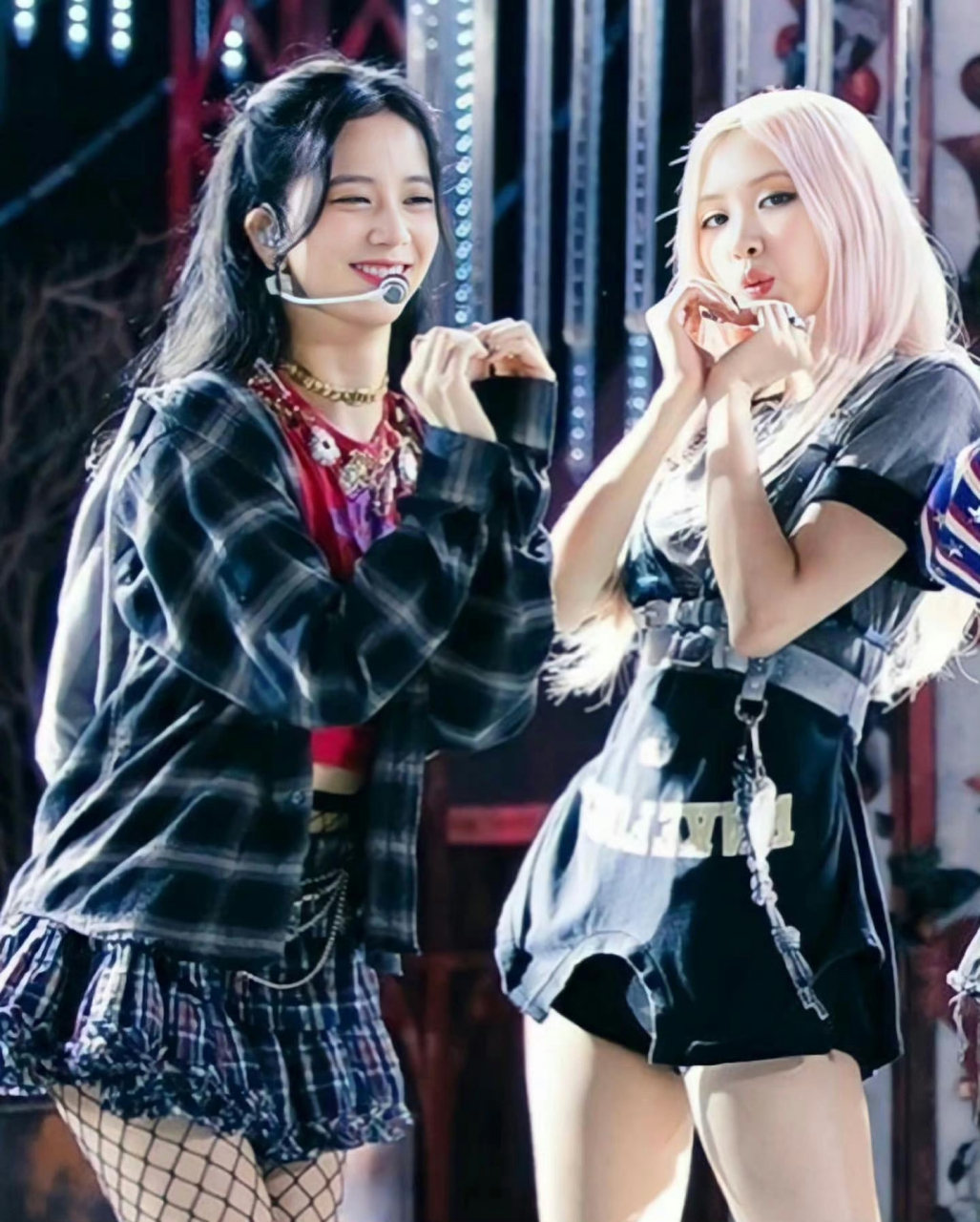 金智秀&朴彩英#明星# #明星生图大赏# #娱乐圈八卦站