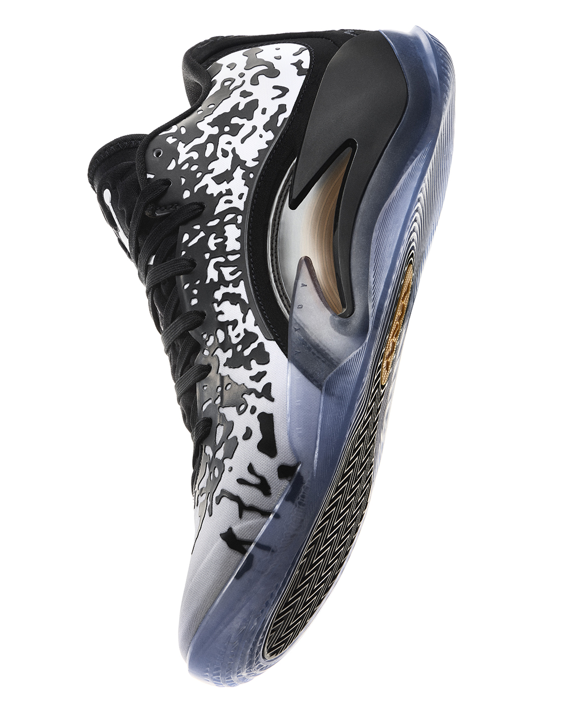 zion williamson 的第三款签名鞋 jordan zion 3 亮相