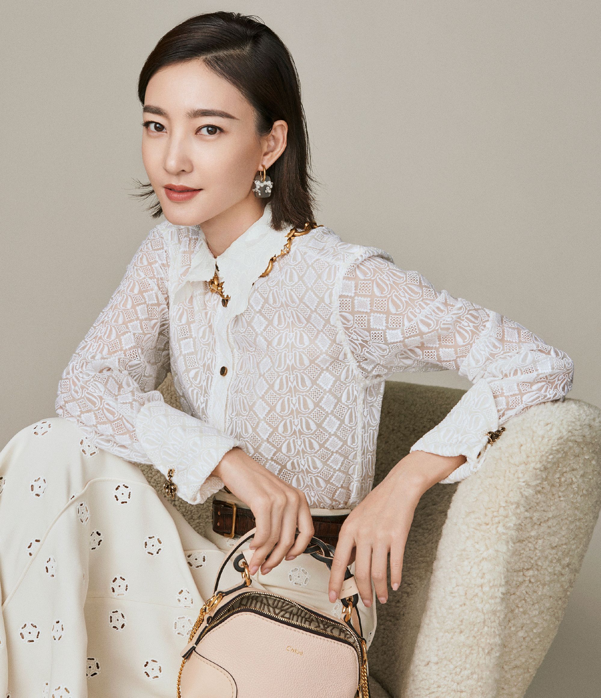 优雅时尚的王丽坤