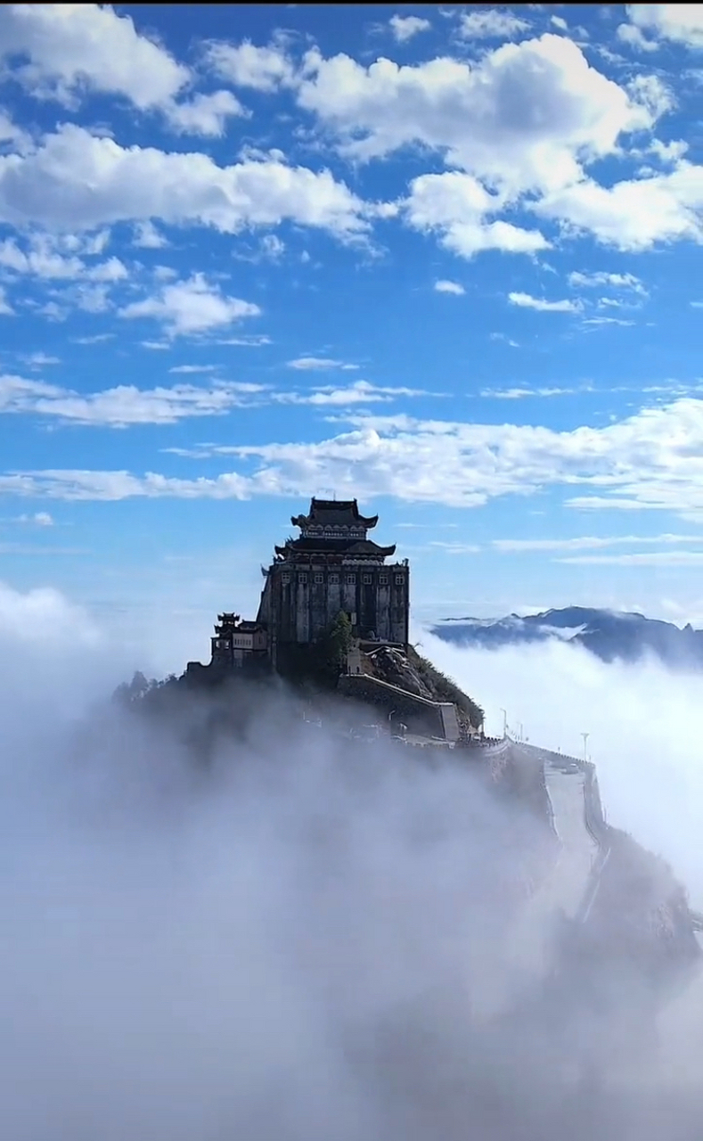 温州芙蓉尖,处在高山之巅,云海非常震撼#旅行