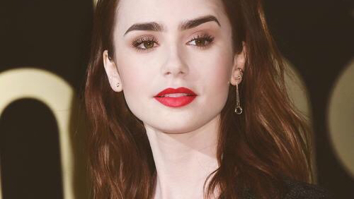 浓颜美人好莱坞甜心——莉莉·柯林斯