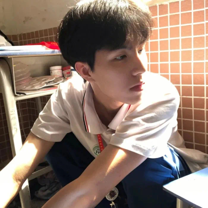 男生头像|坦然接受