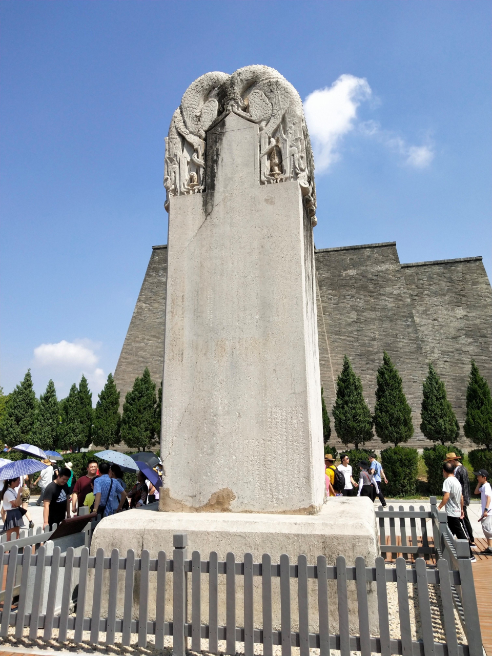 武则天陵墓图片图片