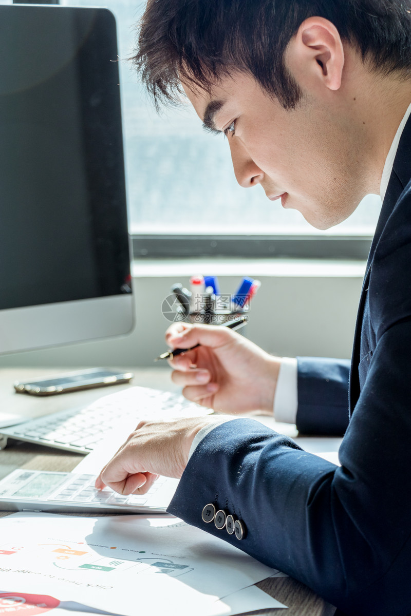 职场中如何抓住领导或老板的心,为自己争取更大的资源