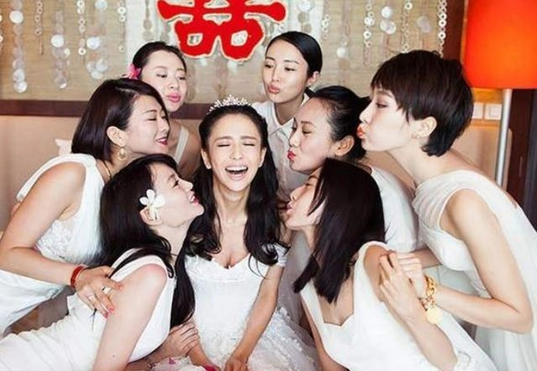 明星伴娘团一个比一个美,你喜欢哪个明星的伴娘团?