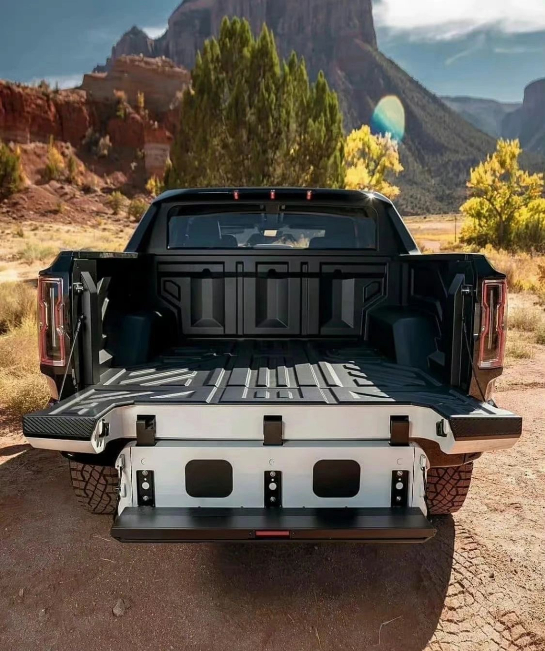 纯电动悍马皮卡,三电机e4wd四驱,1000马力.3.