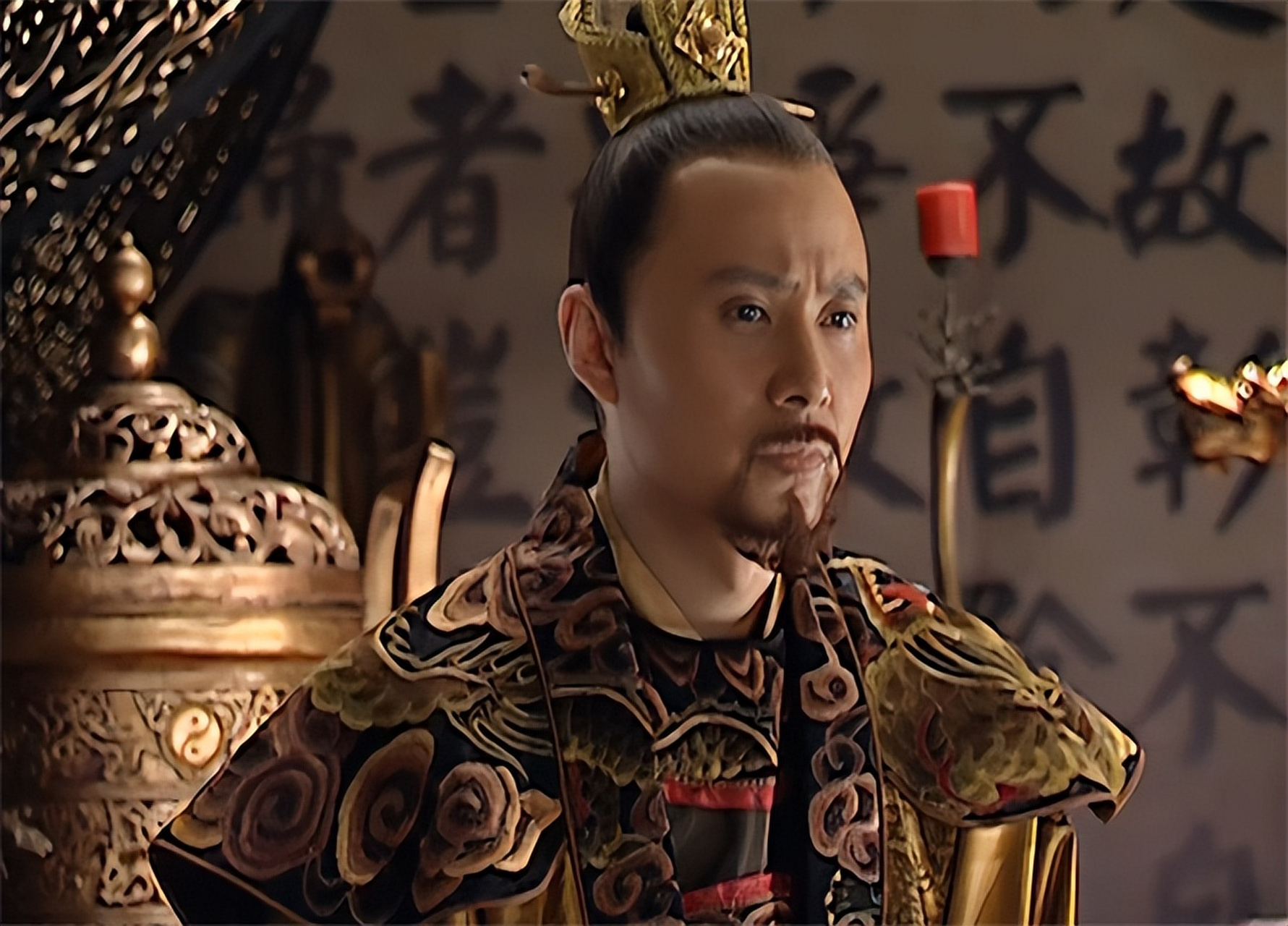明穆宗朱载坖(ji),也就是电视剧《大明王朝1566》
