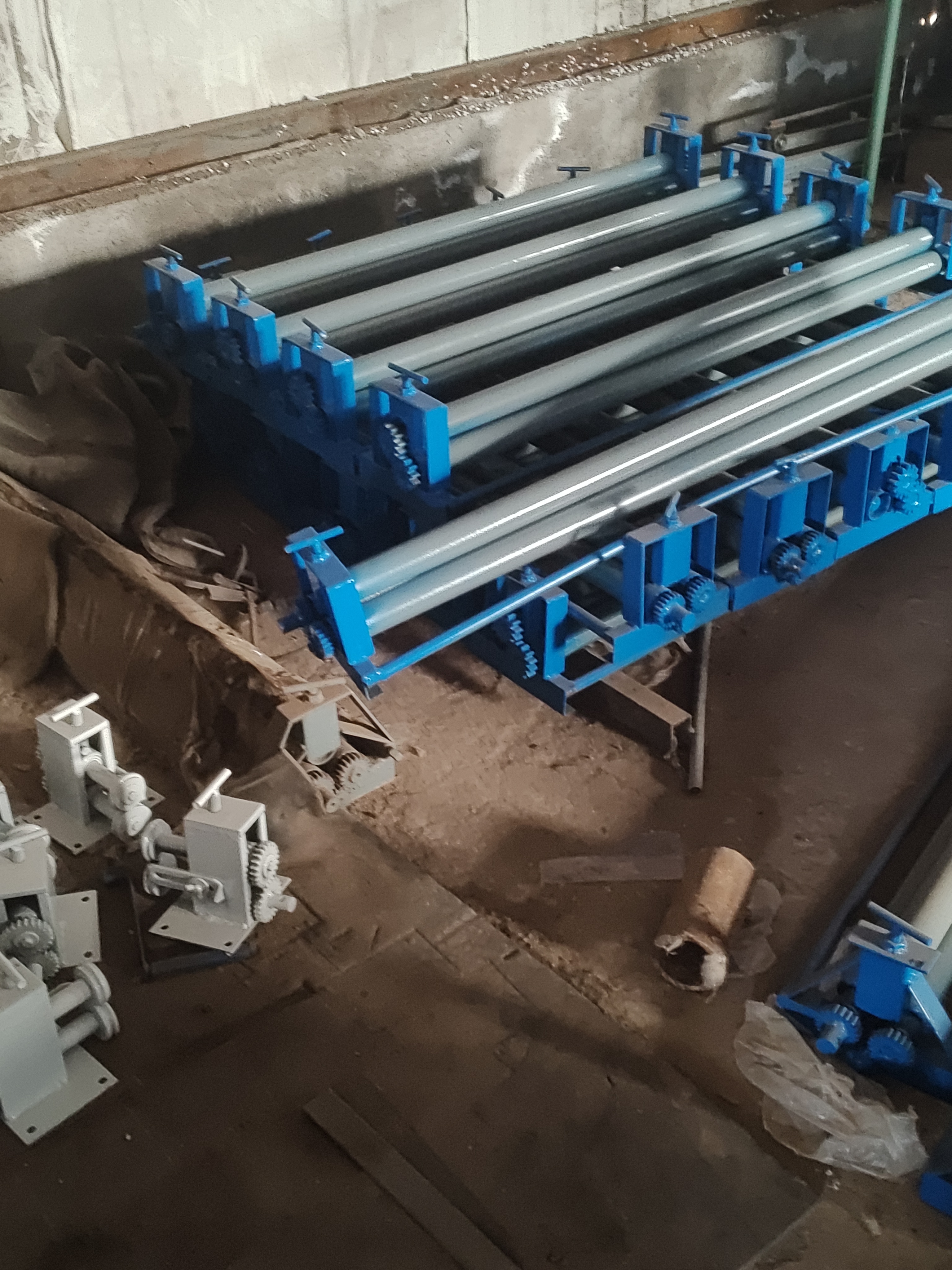 各种型号板材加工设备