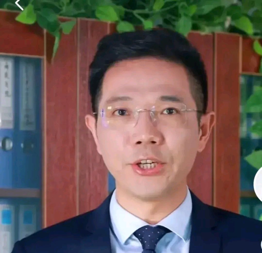 邓学平接连发文澄清:非杜新枝的辩护律师,无辜"躺枪"太委屈!