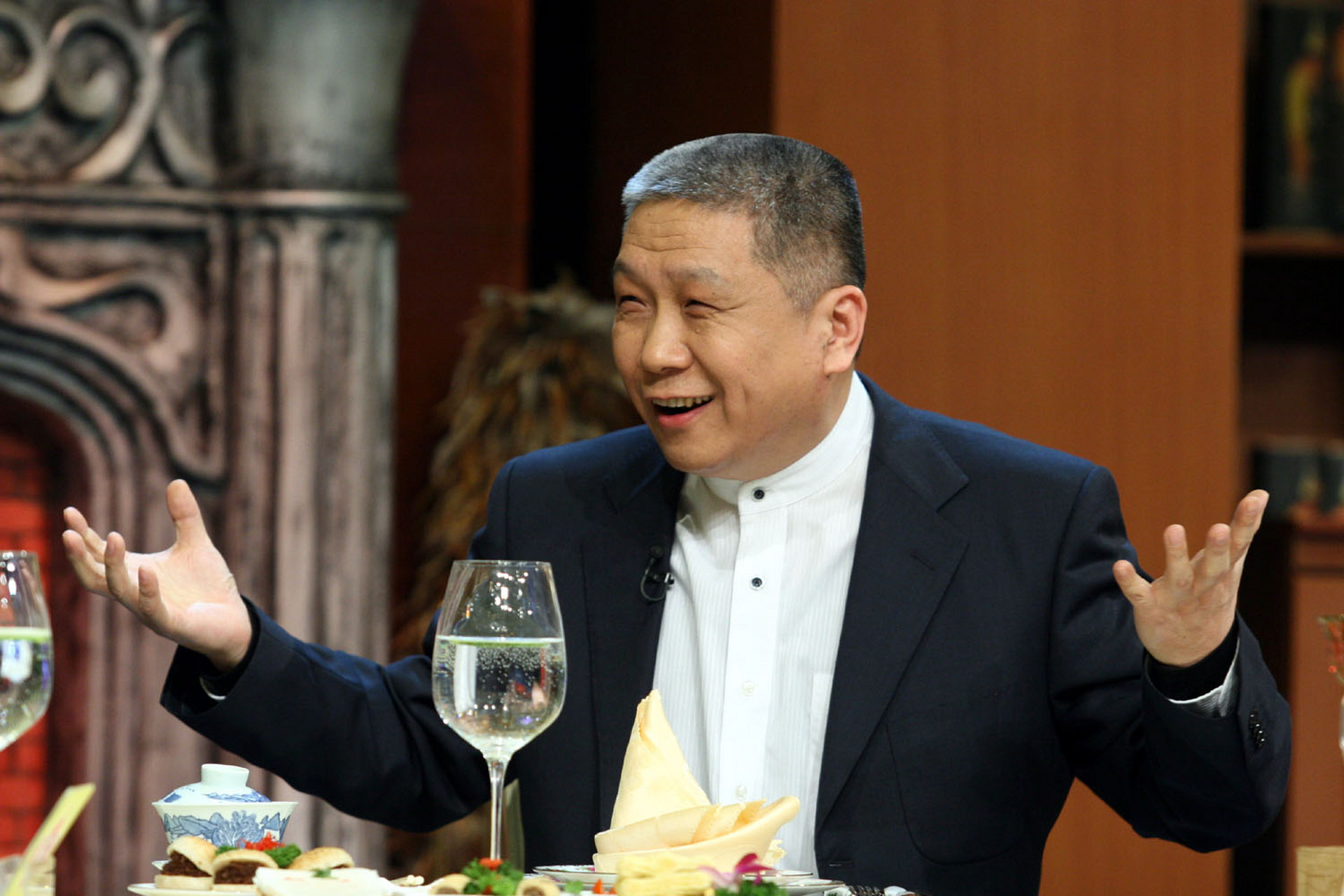 "马未都说:"观复博物馆的文物,很多都价值连城,不过已经不属于我了.