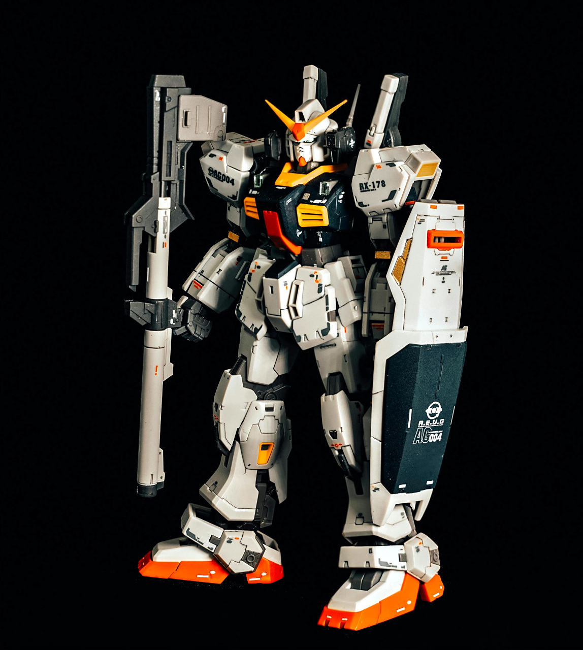模型欣赏:机动战士高达z rg rx-178 mkii 马克兔,by dawn.