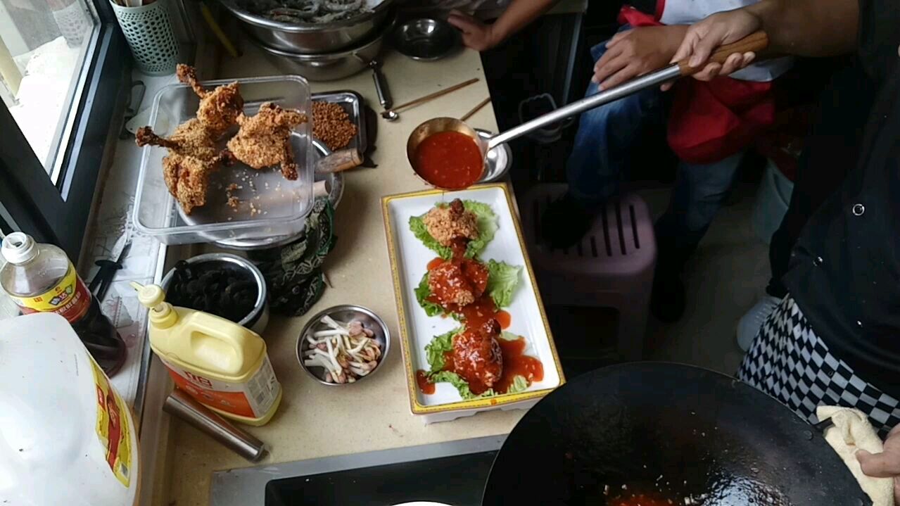 大厨不外传的看家菜,泰汁松仁灵芝鸡,值得大家收藏