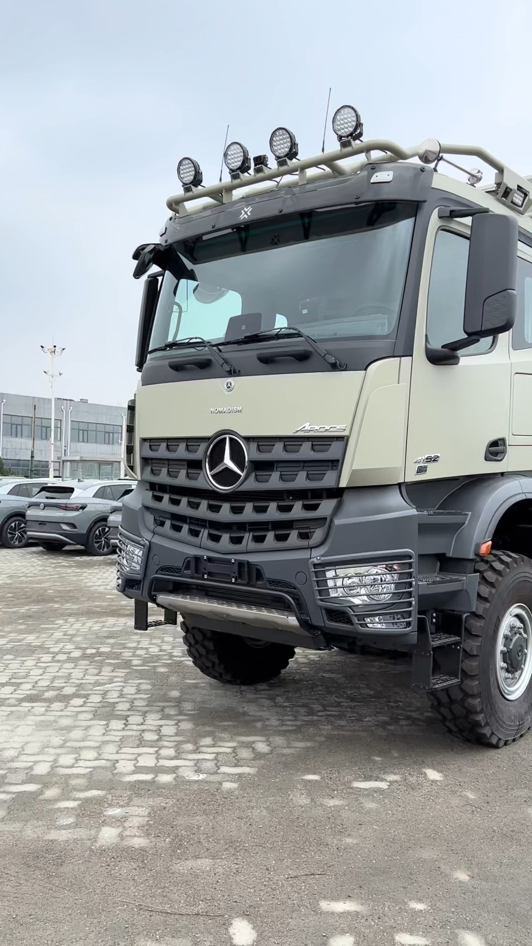 奔驰征服者 百万级别房车