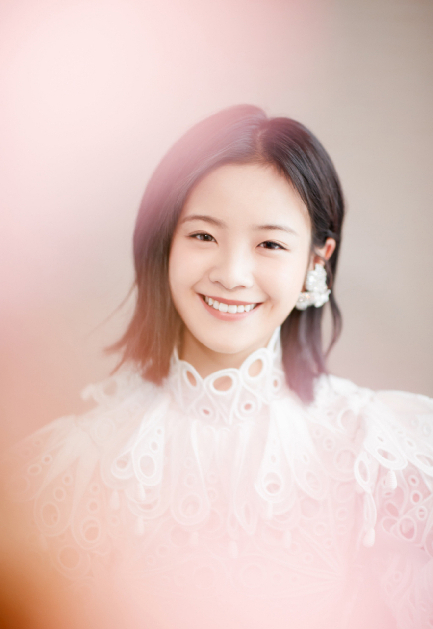 李庚希,2000年4月22日出生,中国内地女演员.