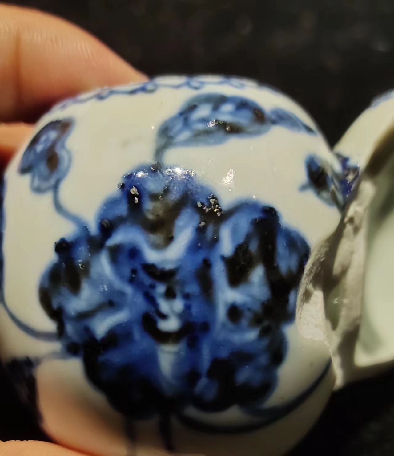 五十六,经典青花瓷之作—宣德鸟食罐