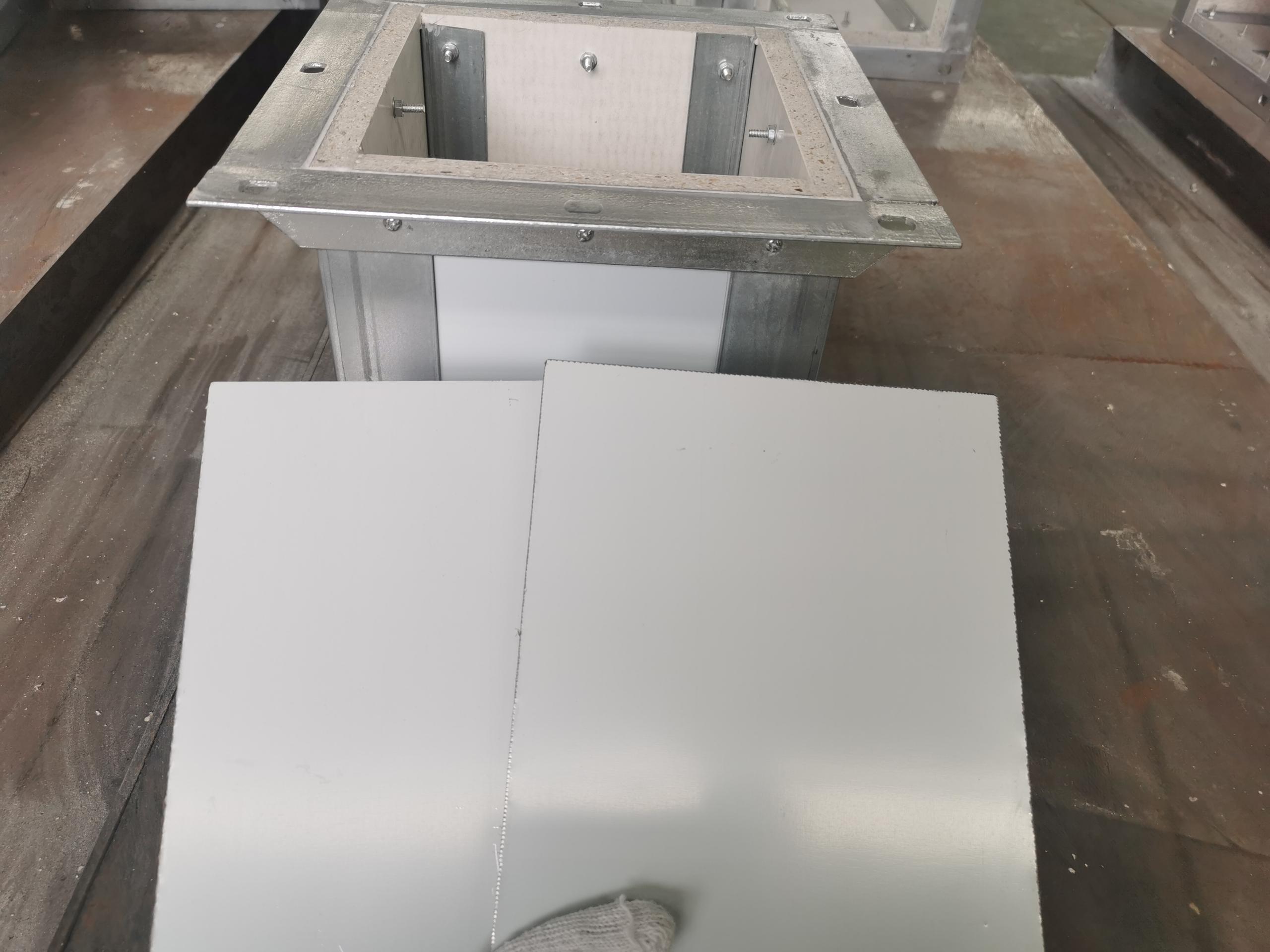 上海钢面镁质防火板风管加工介绍