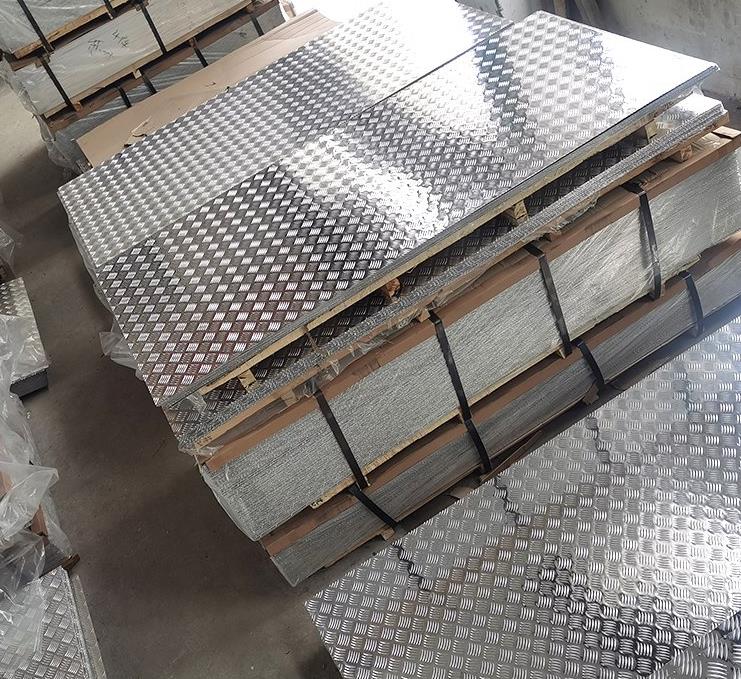 花纹铝板防滑铝板