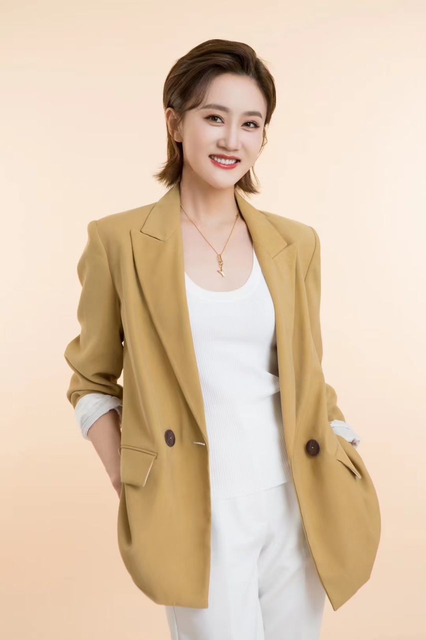 《乡村爱情》苏玉红扮演者翟星月各项业务欢迎来谈