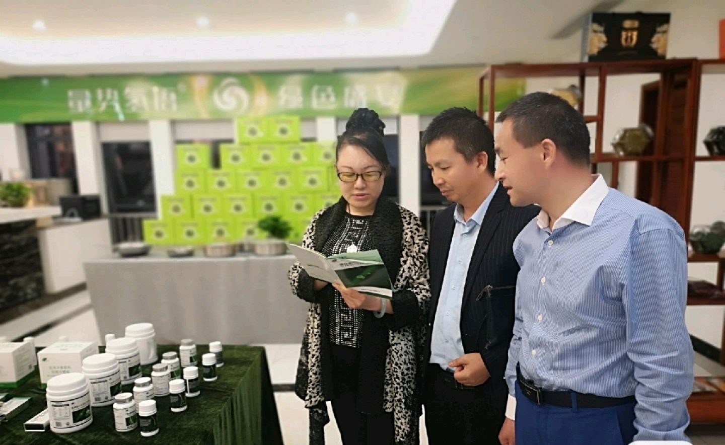 刘兴安瓷器（刘濯源个人简历） 刘兴安瓷器（刘濯源个人简历）《刘兴安哪里人》 古玩收藏