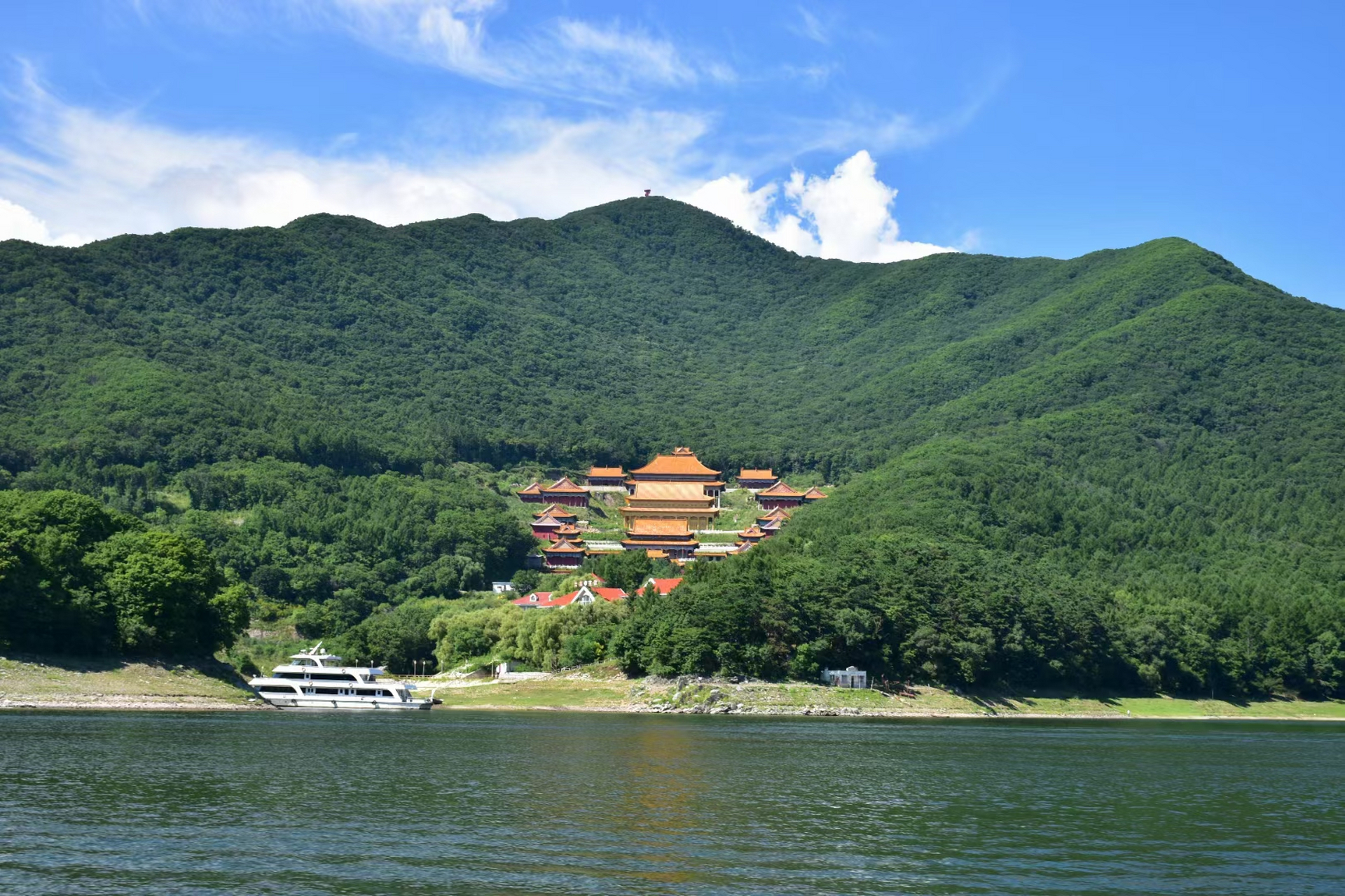 吉林松花湖~人间仙境.