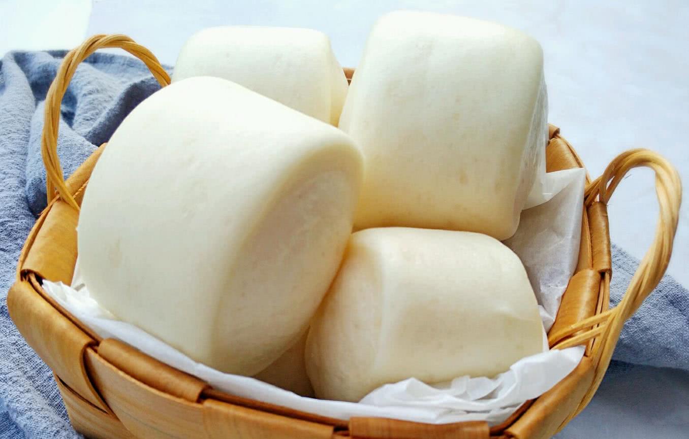 胃病不能吃"馒头"?医生提醒:若想胃好,尽量避开4种食物