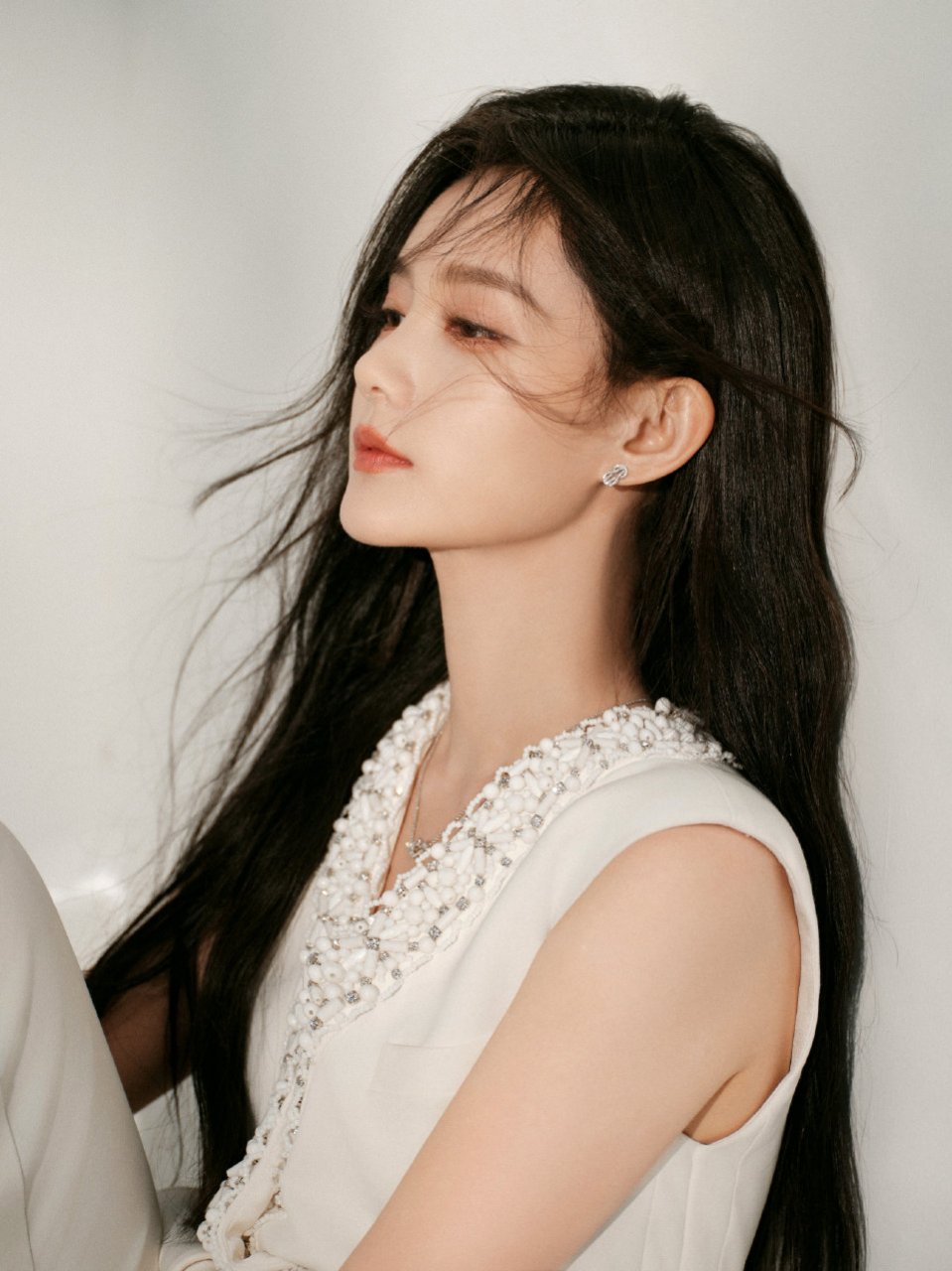 李一桐高清壁纸头像(六)[比心]