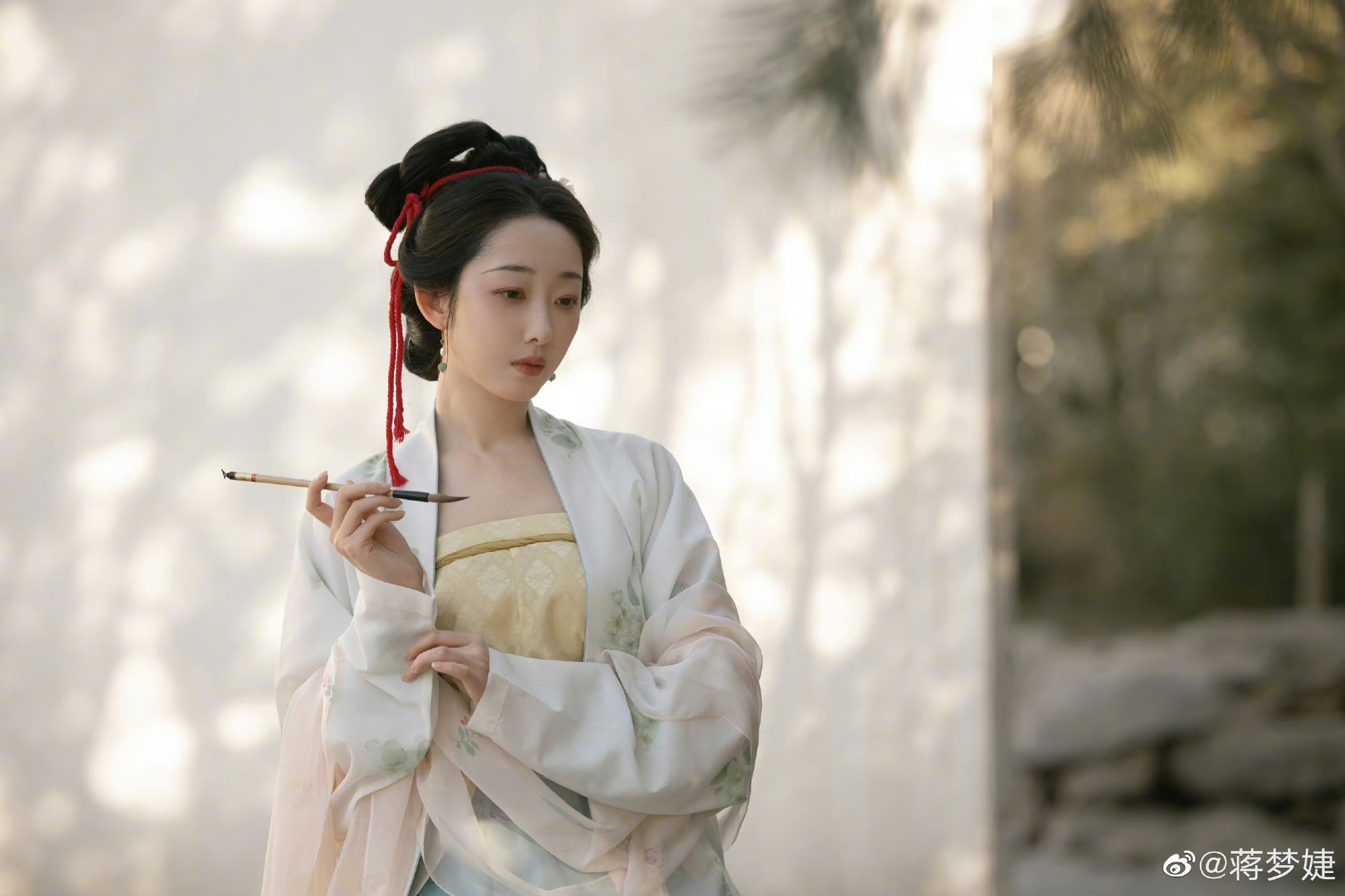 蒋梦婕的古装造型每次都不会让人失望,她真的好适合古装