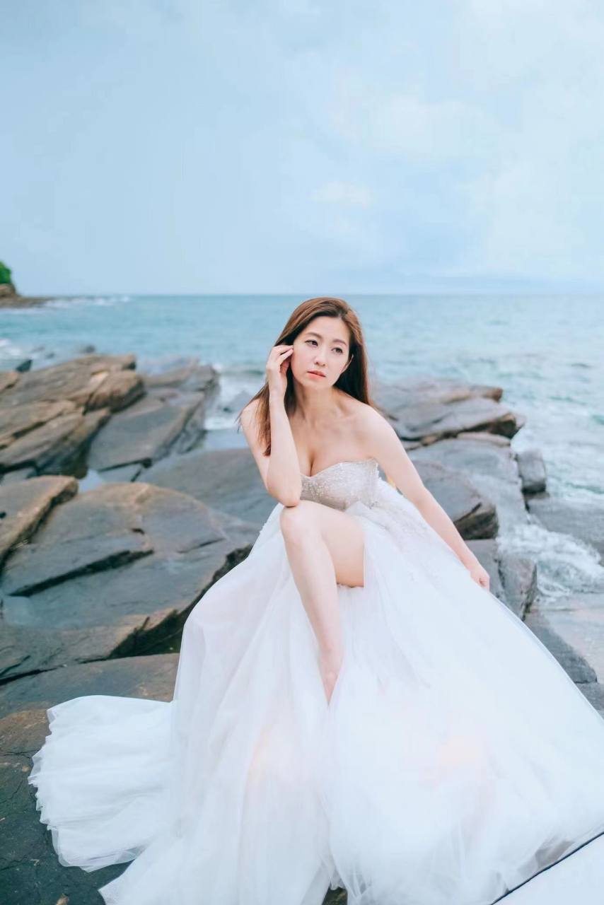 无线(tvb)艺人陈自瑶(yoyo)多年来均有拍摄丰胸纤体广告,一直以来yoyo