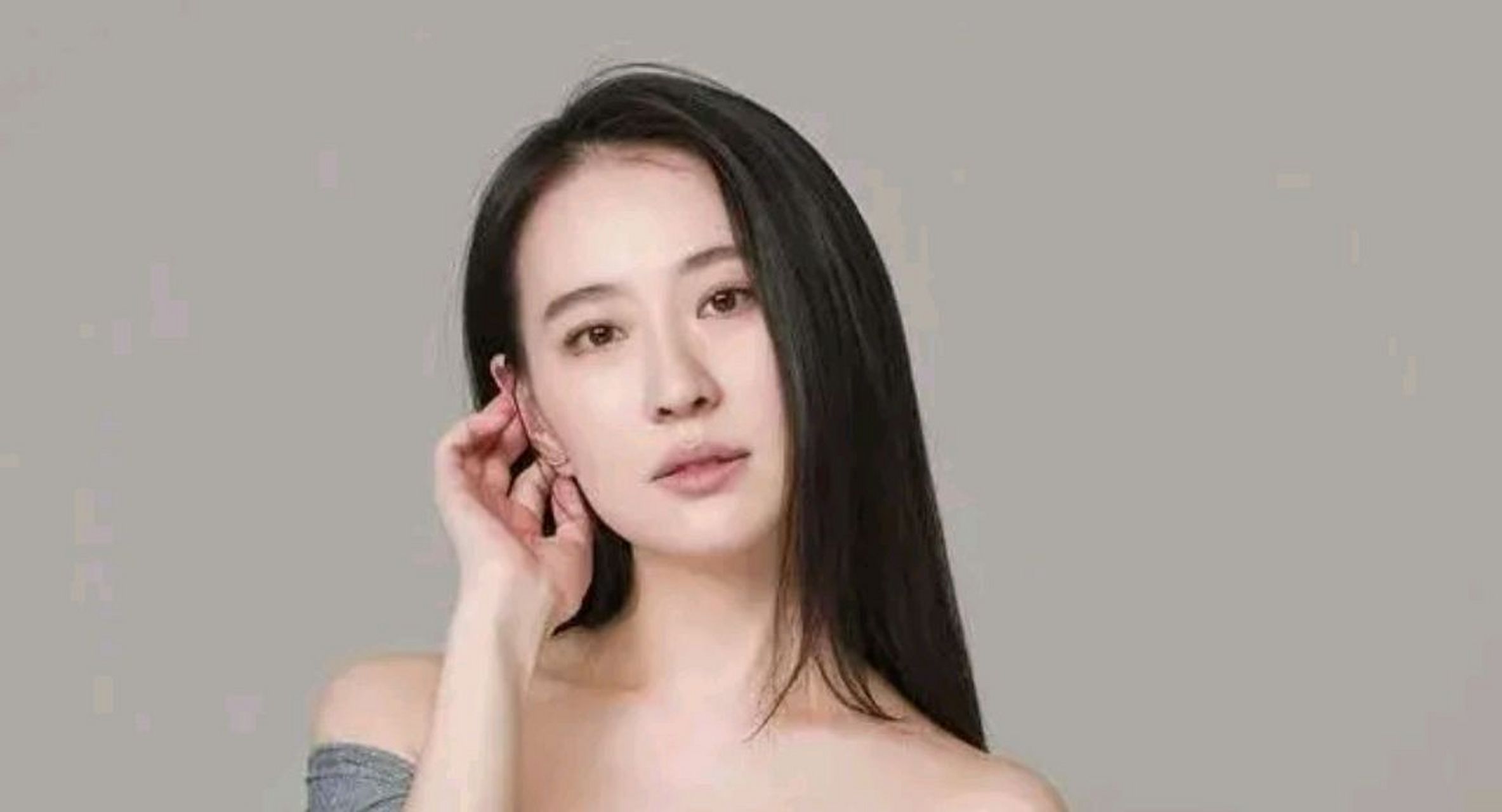 "史上最惨女主角"王乐君:拍剧时不慎滑倒,锁骨严重骨折,立刻不能动弹.