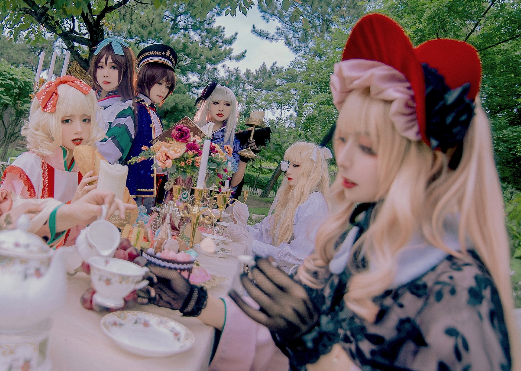 cosplay:蔷薇少女全员的午后聚餐,我最喜欢的水银灯是哪个呢?