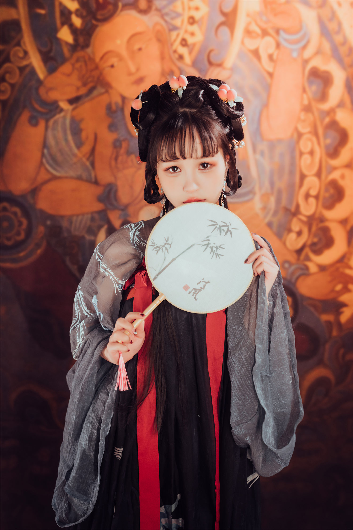 晕崽Zz小琵琶精，水墨画拟人嘉年华