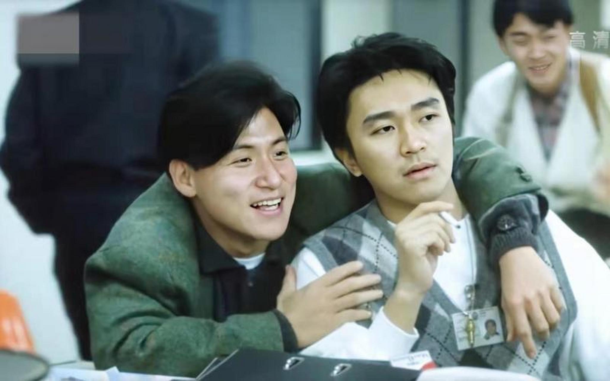 周星驰获得影帝时曾说:多谢学友哥,张学友心里有苦说不出来