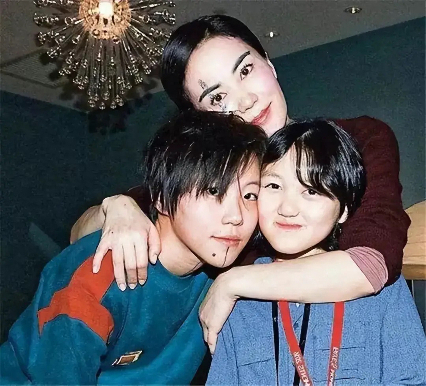非常赞赏王菲这句话,你可以不乖,但不可以学坏,窦靖童的阳光善良闻