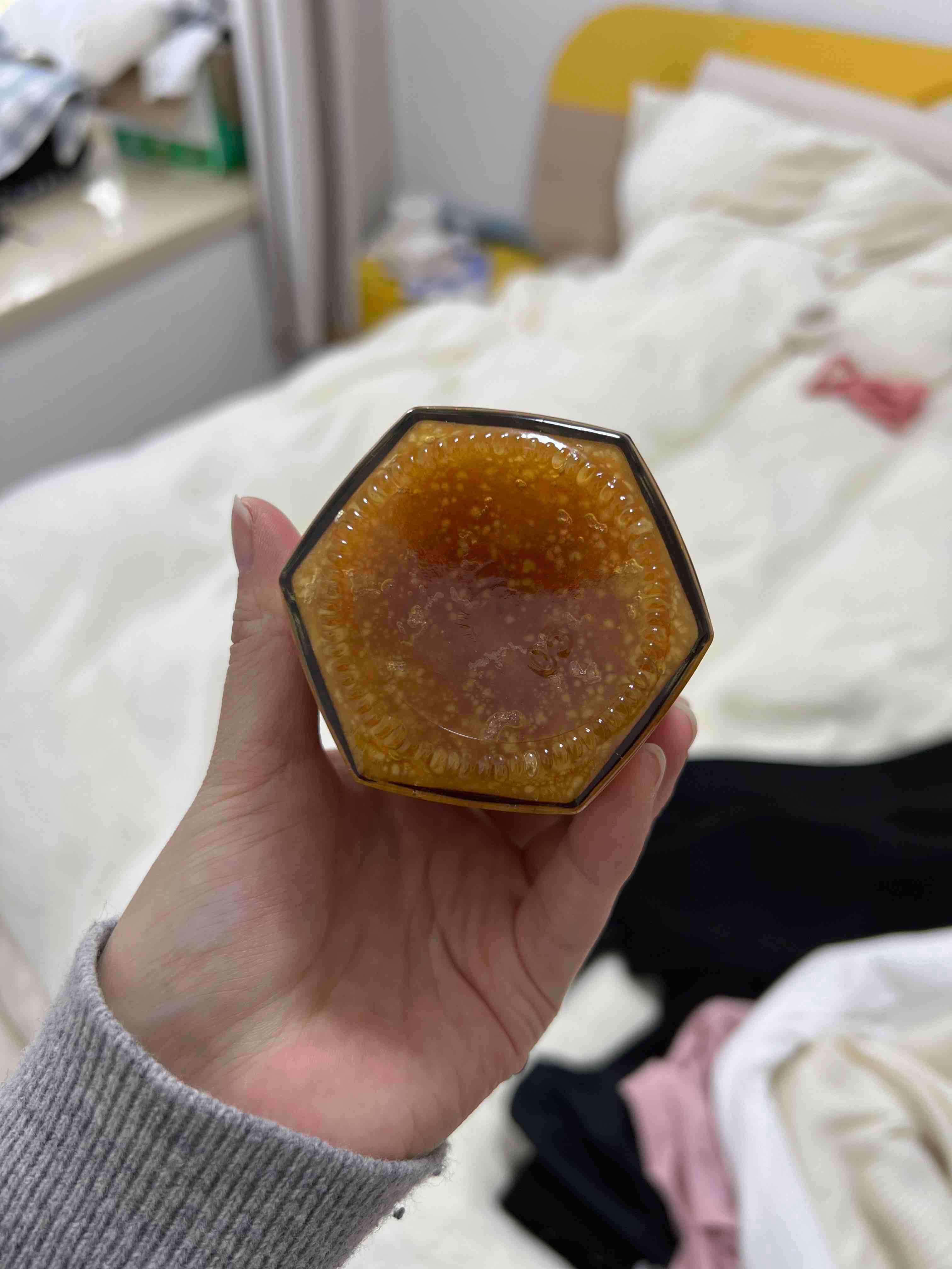 蜂蜜一半结晶一半液体还能吃吗(蜂蜜一半结晶一半很稀) 蜂蜜一半结晶一半液体还能吃吗(蜂蜜一半结晶一半很稀)